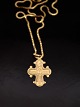 14 karat guld 
Dagmar kors 2,4 
x 1,7 cm. og 
kæde 41,5 cm. 
emne nr. 531158