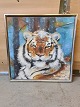 Maleri af 
tiger, fra 
2000erne.
Højde 54cm 
Bredde 54cm