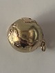 Globe pendant 
#14 karat Gold
Stamped 585
Height 20.26 
mm
Width 16.40 mm
Nice and well 
...