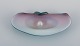 Valentino for 
Murano, 
Italien. 
Sjælden skål i 
kunstglas 
udformet som 
musling med løs 
perle. ...