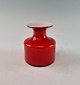 Rød Vase i mundblæst glas fra serien CarnabyDesign Per LütkenProducent HolmegaardHøjde ...