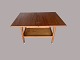 Rullebord med 
opklappelig og 
drejelig plade 
P. Jeppesen, 
mærkat
teak
L: 69 cm, B 45 
cm (90 cm), ...