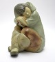 Lladro, Spanien, Inuit dreng, Nino Esquimal. Grå porcelæn. Designet af skulptør Juan Huerta. I ...