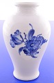 Kgl. Blå blomst 
flettet 
Kongelig 
porcelæn. Royal 
Copenhagen Blå 
blomst flettet 
vase nr. 10/ 
...