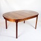 Spisebord af dansk design fremstillet i valnød fra omkring 1960'erne. Mål i cm: H:73 B:155 ...