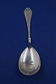 Jægerspris 
sølvtøj 
sølvbestik i 
tretårnet sølv 
fra C.M. Cohr.
Stor 
serveringsske 
fra år 1926 i 
...