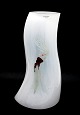 Kosta Boda, Sweden, Catwalk serien designet af Kjell Engman 2004. Swinging vase. Højde 35 cm. ...