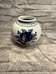 Tranquebar.
Rund vase.
Royal 
Copenhagen.
RC 11/1163.
1. sortering.
Højde: 11 cm.
Perfekt ...