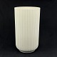 Højde 31 cm.
Flot original 
Lyngby vase fra 
Lyngby 
porcelænsfabrik.

Vasen er 
tegnet i ...