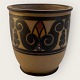Bornholmsk 
keramik, 
Hjorth, Brun 
stentøj, Nr. 
60, Med 
ornament motiv, 
9,5cm høj, 9cm 
i diameter ...