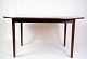 Spisebordet i 
mahogni, 
designet af den 
anerkendte Ole 
Wanscher og 
produceret af 
P. Jeppesen i 
...