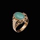 Ring i 14k guld 
med jade.
Stemplet BoyJ, 
585.
Str. 58 mm 
Jade 1,3 x 0,9 
cm. 
Vægt 6,3 ...