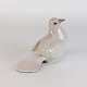 Figur i 
porcelæn, 
håndmalet med 
motiv af hvid 
due med sænket 
hale nr 2540
Producent Bing 
& ...