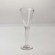 Tragtformet 
snapseglas i 
klart glas på 
glat massiv 
stilk
Højde 14,5 cm
Diameter top 5 
...