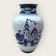 Royal 
Copenhagen, 
Aluminia, 
Trankebar, Vase 
#4011/ 1202, 
26cm høj, 19cm 
bred, Design 
Christian ...