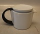 Hank 820 Small 
teapot with lid 
 10 cm  x 17 
from handle to 
sprout Design 
Erik Magnussen 
B&G ...