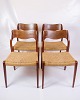 Dette sæt af 
fire 
spisestuestole, 
model 71, 
designet af 
Niels Otto 
Møller i 
1960'erne, er 
et ...