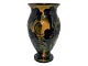 Kähler keramik, 
vase dekoreret 
med gul, blå og 
grønne farver.
Vasen er 
produceret i 
starten ...