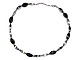Moderne sølv, 
halskæde med 
sorte sten.
Stemplet 
"800".
Længde 44,0 
cm. inklusiv 
...