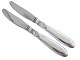 Delfin sølv og 
rustfrit stål, 
middagskniv med 
grillskær.
Længde 21,7 
cm. heraf måler 
...