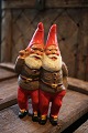 2 old Santas in painted terracotta. Height: 14cm.