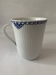 Kaffekrus 
Prinsesse Royal 
Copenhagen
Dek. Nr. 497
Højde ca. 11 
cm
1. Sortering
Pæn og ...