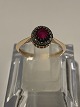 Women's ring 14 
carat gold, 
with a red ruby 
...