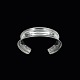 Palle Bisgaard. 
Armring i 
sterlingsølv.
Tegnet og 
udført hos 
Palle Bisgaard 
1954 - ...