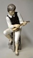 Bing & Grøndahl 
figur i 
porcelæn, no. 
1600, ung mand 
med mandolin, 
20. årh. 
København, 
Danmark. ...