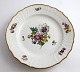 Royal 
Copenhagen. 
Saksisk blomst. 
Frokost 
tallerken. 
Model #1623. 
Diameter 22 cm. 
Produceret før 
...