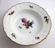 Royal 
Copenhagen. 
Saksisk blomst. 
Dyb tallerken. 
Suppetallerken. 
 Model #1614. 
Diameter 24,5 
cm. ...