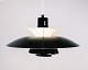 PH5 lampe 
designet af 
Poul Henningsen 
i 1958 og 
fremstillet af 
Louis Poulsen. 
Lampen har ...