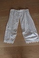 Good old 
pantalettes 
with borders 
made by hand
Very beautiful 
and special
In a good ...