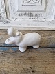 Hjorth figur - 
flodhest i hvid 
glasur 
No. 646
Højde 8,5 cm. 
Længde 12,5 cm.