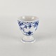 Kongelig 
æggebæger af 
porcelæn, fra 
stellet 
musselmalet 
riflet, nr 
1/542
Producent 
Royal ...