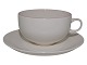 Royal 
Copenhagen Red 
Line (Red top), 
teacup with 
matching 
saucer.
Designed by 
Grethe ...