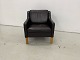 
Arkitekt 
designet Mogens 
Hansen MH195 
Lænestol i Dark 
Brown prestige 
læder og med 
ben i ...
