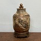 Jais Nielsen 
for Royal 
Copenhagen.
Lågvase fra 
1923 med sung 
glasur samt 
delvist 
forgyldt ...