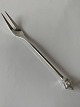 Dansk Krone DGS 
Sterling Sølv 
Citron Gaffel / 

Pålægsgaffel
Længde  11 cm
Pakket og 
poleret ...