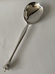 Dansk Krone DGS 
Sterling Sølv 
Kartoffelske / 
serveringsske
Længde  21 cm
Pakket og 
poleret ...
