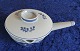 Ny Trankebar fajance porcelæn, sovseskål med låg, 
hank og hældetud nr. 2872