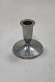Just Andersen 
Tin Lysestage 
No. 2674
Fin, men brugt 
stand
Måler 8,5 cm / 
3,35 inches