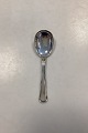 Dobbeltriflet 
Cohr sølvplet 
Serveringsske. 
Måler 18,3 cm / 
7,20 in.