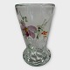 Ældre dekoreret 
glas med 
blomster og 
bær, har også 
rester af 
guldbemaling på 
kanten, højde 
...