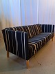 Sofa Kr. 7500,-
Model EJ380