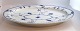 Royal 
Copenhagen. 
Musselmalet 
Halvblonde. 
Ovalt 
serveringsfad. 
Model 535. 
Længde 47,5 cm. 
Bredde ...
