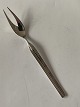 Pålægsgaffel 
Ballerina 
Sølvplet
Produceret af 
O.V. Mogensen
Længde. 14,7 
cm 
Pæn og 
velholdt ...