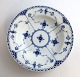 Royal 
Copenhagen. 
Musselmalet, 
halvblonde. Dyb 
tallerken. 
Model 566. 
Diameter 21,5 
cm.  (2 ...