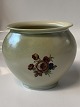 Lyngby vase med 
blomstermotiv
Højde 9,5 cm
1. Sortering
Perfekt stand.
