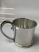 Børnekrus Sterling sølv Designed by A.F. Rasmussen
Højde 6,5 cm.